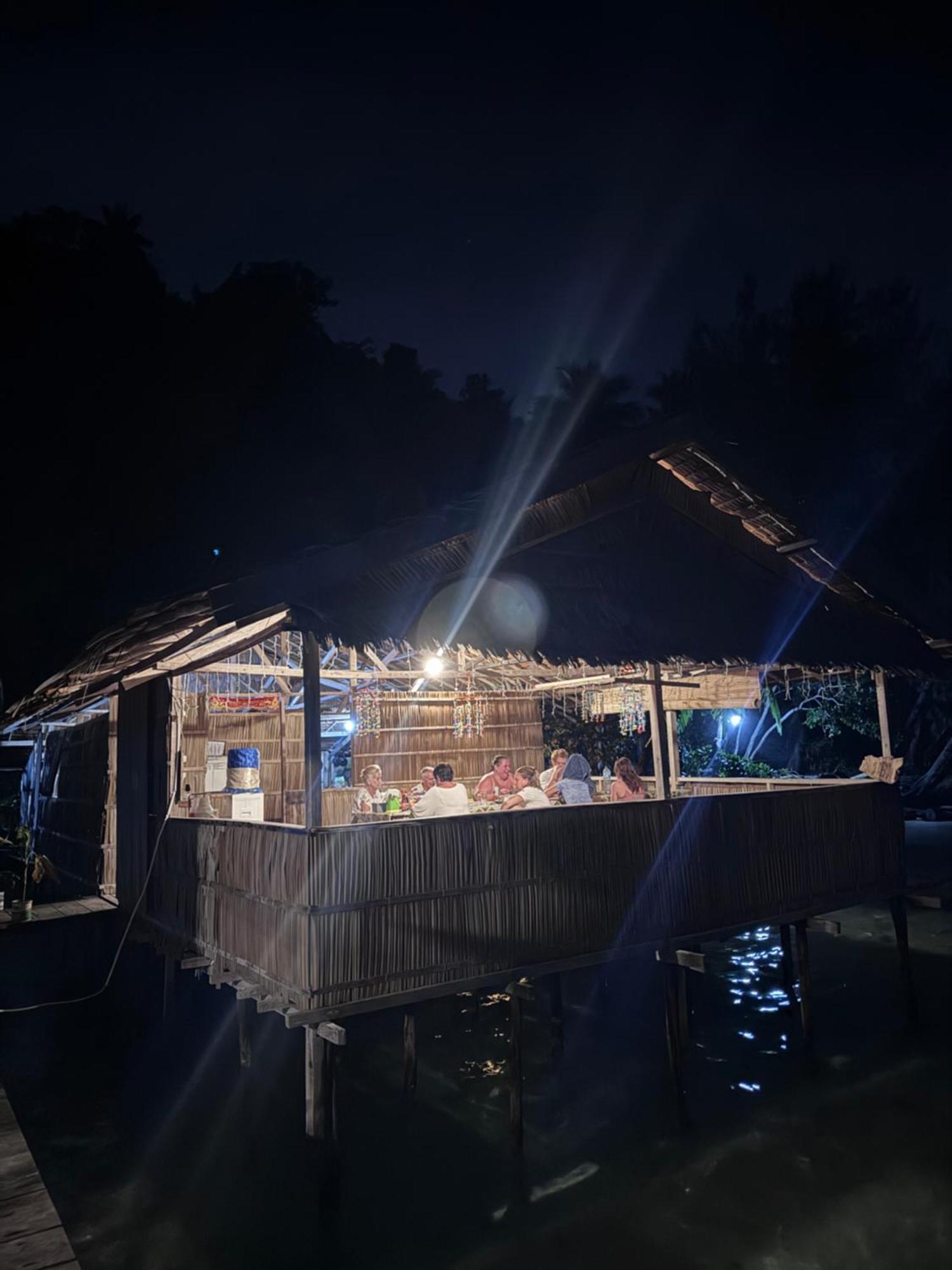 Junior Homestay Kri Exterior photo